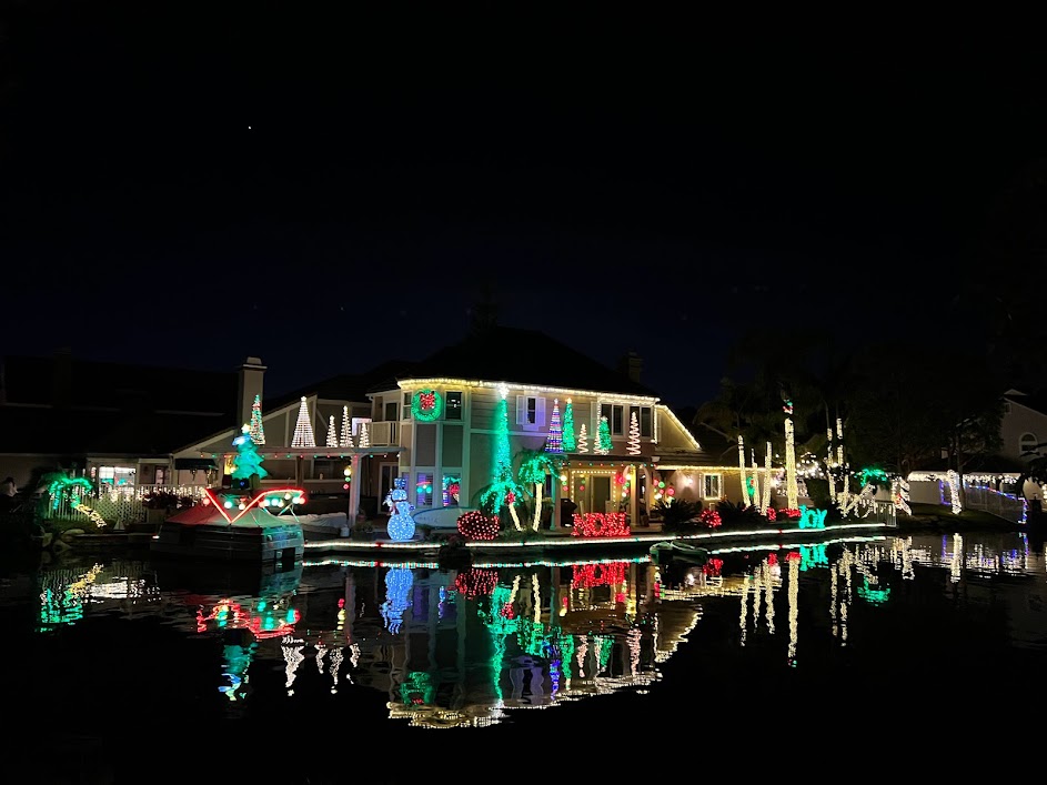 Yorba Linda East Lake Village Holiday Lights Pawrent Adventures